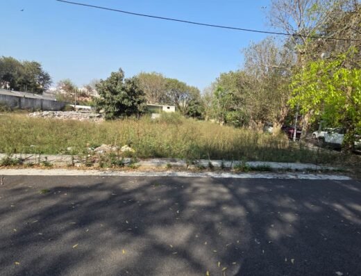 275 Square Yards Plot Sec 17 pkt B3