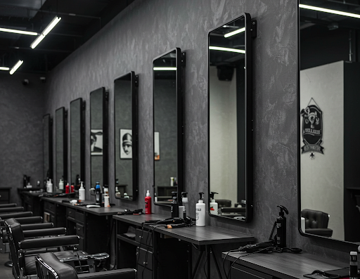 som ji barber shop near dwarka metro station 18